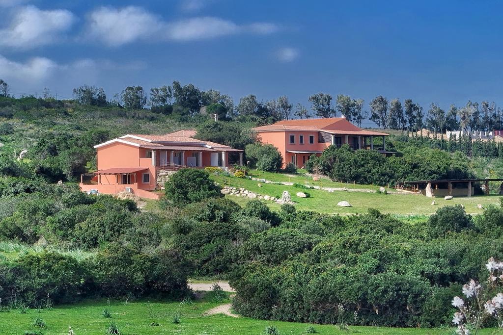 Country House Vignola Mare Aglientu Exterior foto